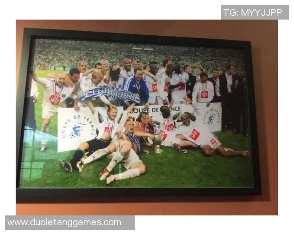 广州足球明星阵容全景展示与精彩瞬间回顾