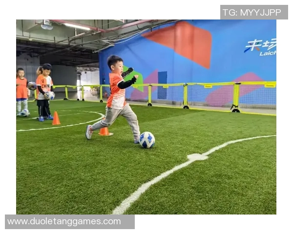 足不出户的足球明星们如何在家中保持竞技状态与训练热情 足不出户的足球明星们如何在家中保持竞技状态与训练热情